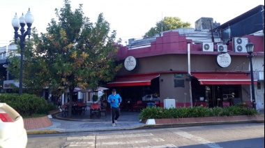 Sin beneficios en tasas municipales, comercios de Adrogué se la rebuscan para pagar sueldos y no cerrar