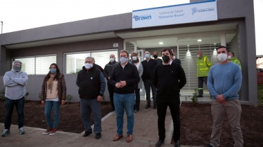 Cascallares recibió a Kreplak y recorrieron el nuevo CAPS del Barrio Amancay