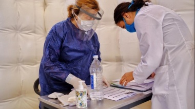 Proponen desde el Senado un bono para médicos afectados por la emergencia sanitaria del coronavirus