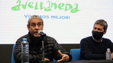 Municipales denunciaron a Ferraresi por “discriminación” en la entrega de bonos