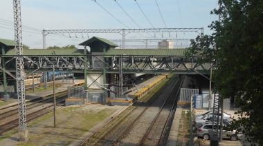 Fallo a favor del reclamo de los vecinos por el puente peatonal de la estación