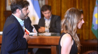 Kicillof paralizó las paritarias estatales y peligra la relación con los gremios