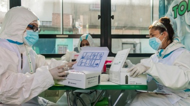 El municipio de Lanús realizó testeos de seroprevalencia a 300 vecinos de barrio Eva Perón