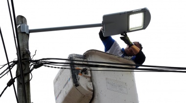 El municipio de Brown avanza en la instalación de 16000 luces led