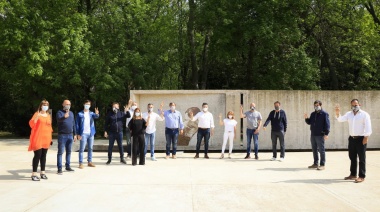 Homenaje de Martín Insaurralde a Santiago “Beto” Carasatorre en el Día de la Lealtad