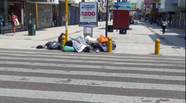 Sigue el conflicto por la recolección de residuos: calles repletas de basura y amenazas de nuevos paro