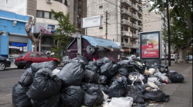 Desde el Municipio de Lomas aseguran que la falta de recolección de basura es por un conflicto interno de Camioneros