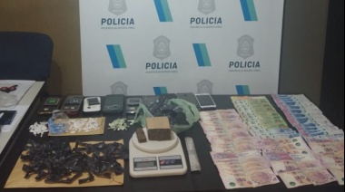 Cinco detenidos, drogas y dinero incautados durante una serie de allanamientos en Avellaneda