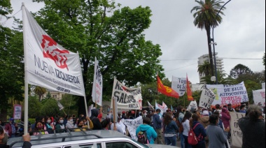 Los trabajadores de salud de Lomas de Zamora protestaron por mejoras salariales