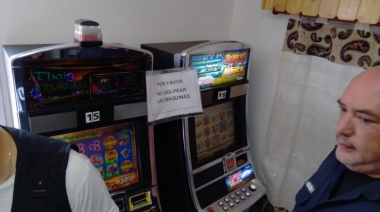 Golpe al juego clandestino: Incautaron 14 tragamonedas y 500 mil pesos de un casino ilegal
