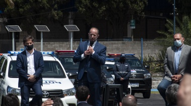 Junto a Martín Insaurralde, Alberto Fernández y Axel Kicillof entregaron 200 patrulleros en Lomas