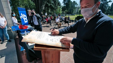 Desde el municipio de Brown invitaron a los vecinos a inscribirse a la UNAB y recordaron que siguen la obras en la Quinta Rocca