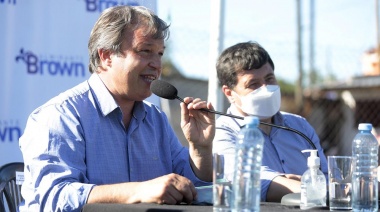 Cascallares y Arroyo lanzaron un programa que beneficiará a emprendedores locales