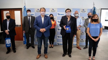 Cascallares y Moroni recorrieron fabricas del parque industrial de Brown
