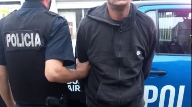 Detuvieron a un hombre que quiso robarle a un policía