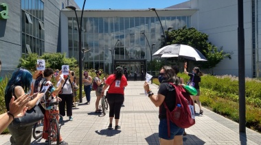 Hablaron las mujeres que denuncian de acoso al Intendente: “Vinimos a decirle fuera Chornobroff”