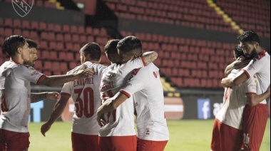Clasificado e invicto: 10 puntos