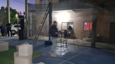 Clausuraron una cancha de futbol por organizar una fiesta clandestina