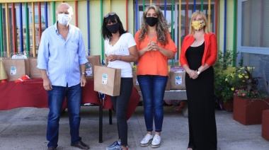 Grindetti reconoció el trabajo de las Manzaneras y las agasajó en Villa Jardín