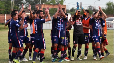 Talleres le ganó a Armenio sobre el final y sueña con el ascenso