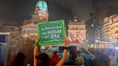  “Torcimos el brazo de una historia que nos impuso el mandato de la maternidad”, celebraron militantes pro aborto