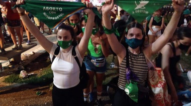  “Torcimos el brazo de una historia que nos impuso el mandato de la maternidad”, celebraron militantes pro aborto