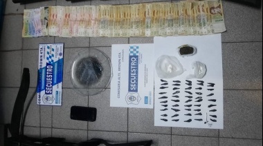 Los amenazaron con un hacha y les robaron hasta el portón de la casa