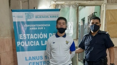Detienen a dos motochorros de una banda que robó varios comercios de Lanús
