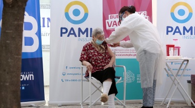 Cascallares y Volnovich participaron en la primera jornada de vacunación contra coronavirus para adultos mayores
