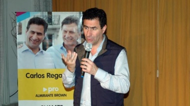 Molestos con la 'indignación' en los medios de Regazzoni, le recordaron que Cambiemos dejó "vencer miles de vacunas"