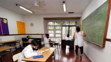 Cascallares participó del comienzo de las clases presenciales