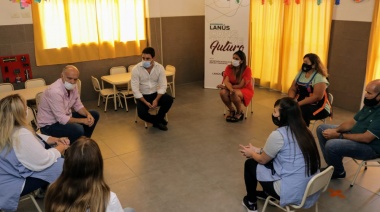 Grindetti entregó insumos a un jardín de infantes de Caraza