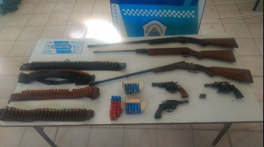 Hallaron un arsenal en poder de dos barras bravas de Banfield acusados de robar autos