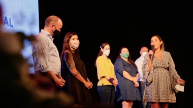 El mensaje de Insaurralde a las mujeres del distrito: “Es un honor estar junto a un equipo que se puso al frente de la pandemia”