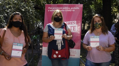 Cascallares supervisó un operativo de vacunación docente en la sede del Suteba