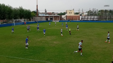 El Porvenir venció a Excursionistas y se acercó a la cima