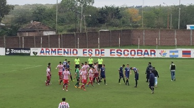 Talleres empató ante Acassuso y se alejó de la punta