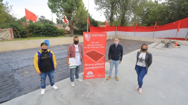 Gray entregó un subsidio a un club de Luis Guillón para realizar mejoras