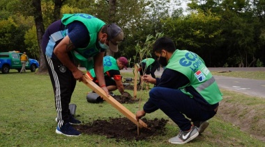 Insaurralde encabezó una jornada de forestación para conmemorar el Día de la Tierra