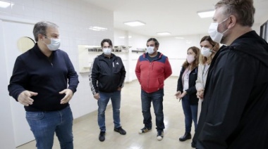 Cascallares y Gollán firmaron un convenio para que el hospital Burgwardt funcione cono un centro de atención médica de Covid-19