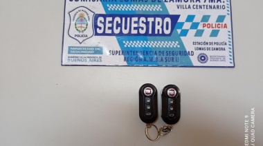 Cayeron dos menores detenidos por el robo de un auto en Parque Barón