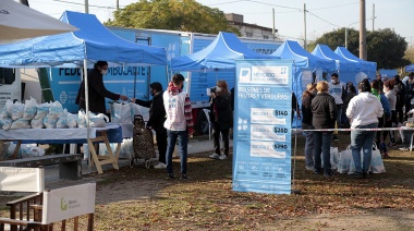 Cascallares y Español visitaron el Mercado Federal Ambulante de Calzada
