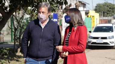 Cascallares y Galmarini habilitaron una nueva red de agua potable en un barrio de Longchamps