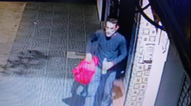 Atraparon a un hombre filmado mientras desvalijaba un comercio del centro de Longchamps