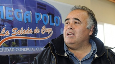 Castillo amenazó con "mudar" la feria de La Salada si no habilitan su reapertura