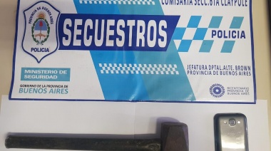Violó la perimetral y trató matar a mazazos a su ex pareja