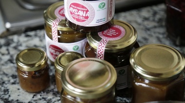 La Comuna lanzó un programa para potenciar a los pequeños emprendedores que trabajan con alimentos