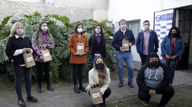 Cascallares y Alonso firmaron un convenio para garantizar la seguridad alimentaria para vecinos vulnerables del distrito