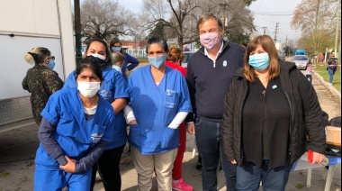 Cascallares anunció la vacunación libre para mayores de 35 años en el distrito