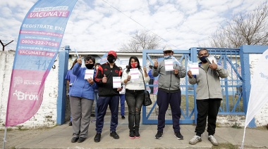 Cascallares anunció la vacunación libre para mayores de 35 años en el distrito